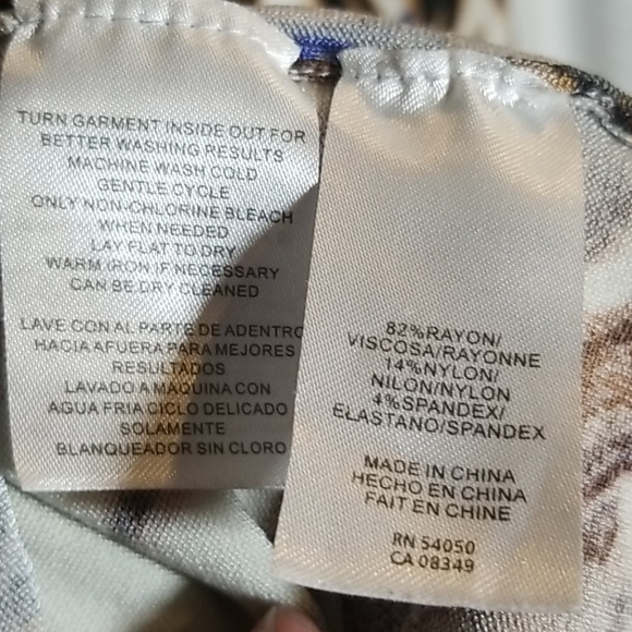 Boat neck Jones of NY water color print sweater. - Picture 4 of 4